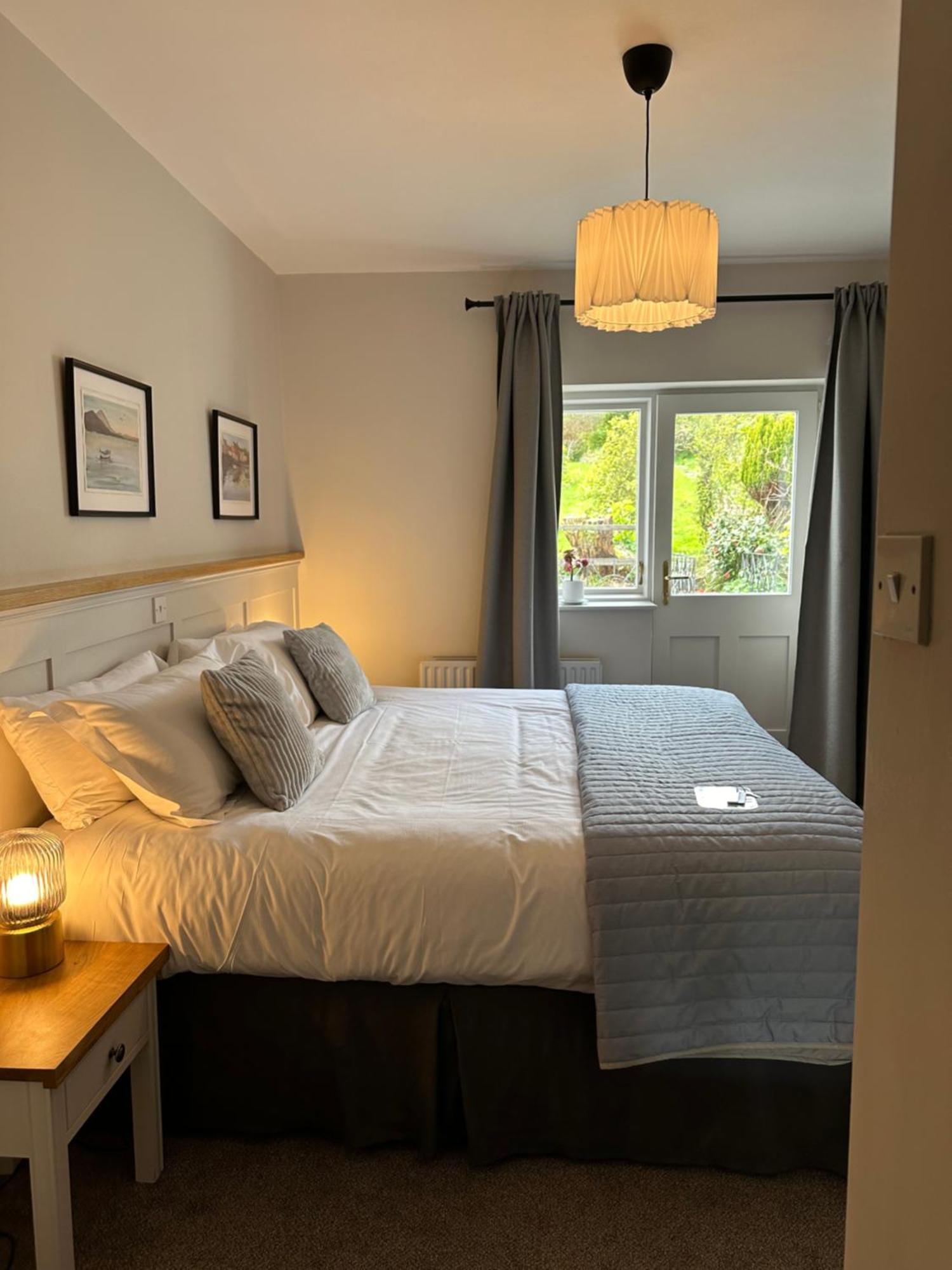 Eldon'S Bed & Breakfast Roundstone Exteriör bild