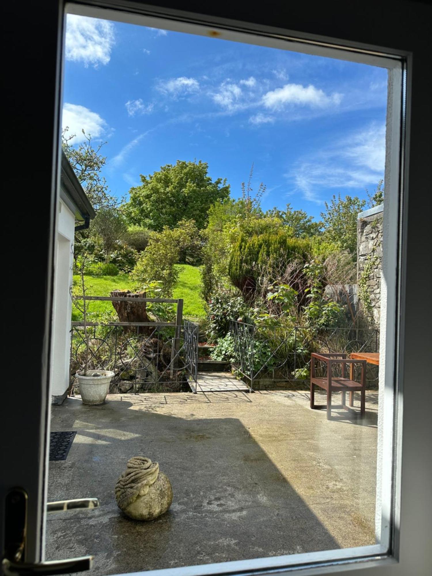Eldon'S Bed & Breakfast Roundstone Exteriör bild