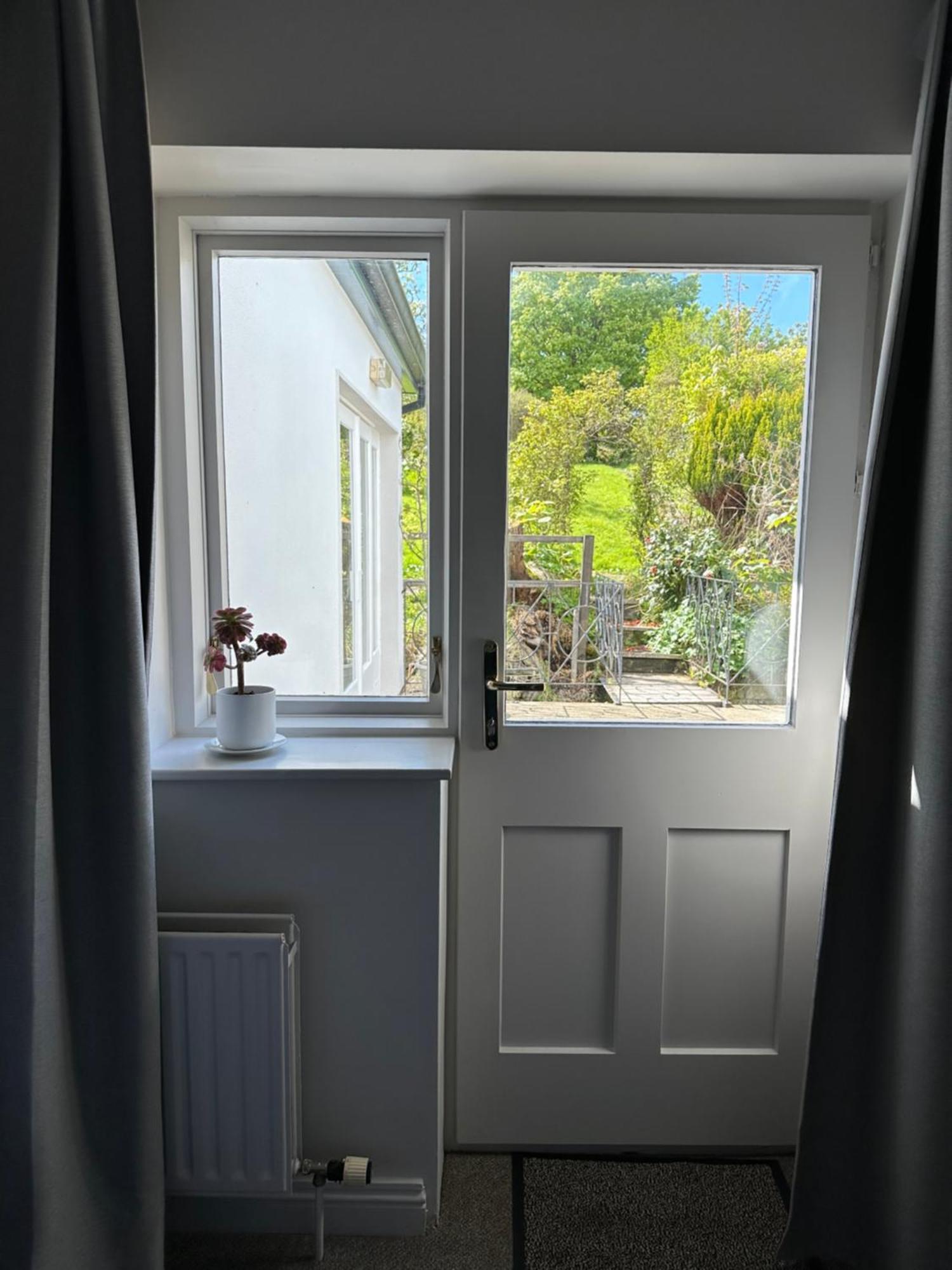 Eldon'S Bed & Breakfast Roundstone Exteriör bild